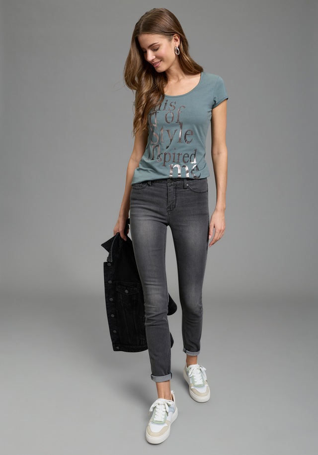 Laura Scott T-Shirt sehr figurbetonte Passform, mit Rundhalsausschnitt