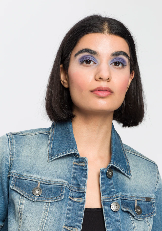 Arizona Jeansjacke aus Baumwollmischung, figurbetont, extrakurz, in Stretch-Qualität
