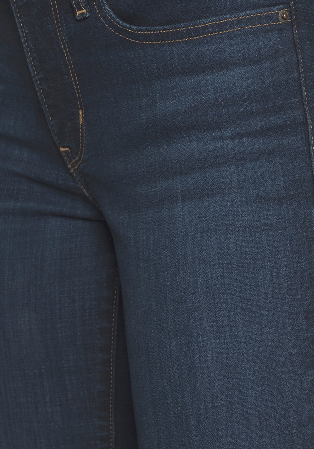 Levi's® Röhrenjeans »312 SHAPING SLIM« Schmale Shaping Slim Form