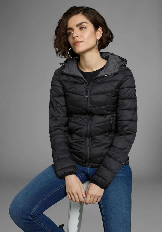 Polarino Steppjacke mit Kapuze Übergangsjacke für kühle Tage, aus leichtem Webmaterial