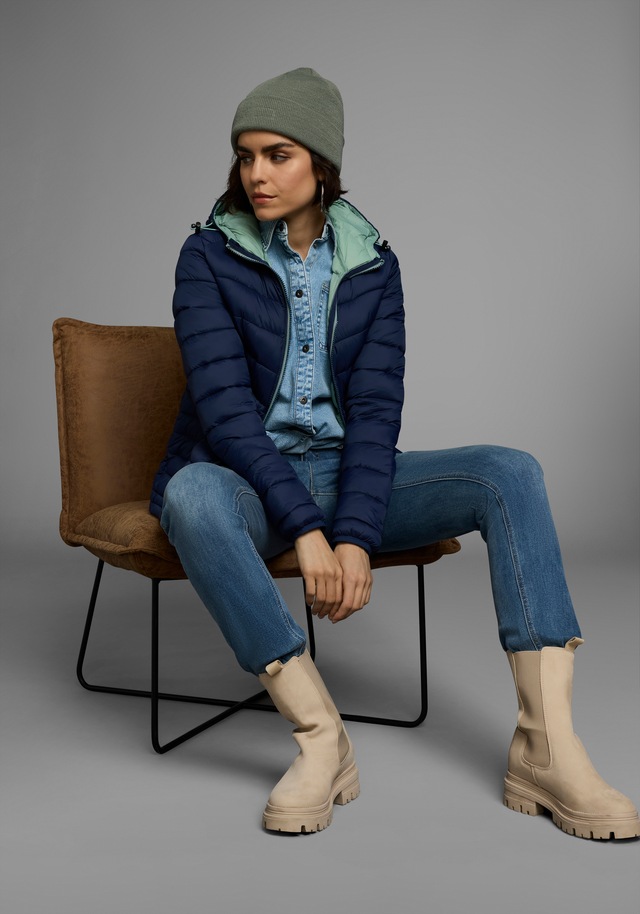 Polarino Steppjacke mit Kapuze Übergangsjacke für kühle Tage, aus leichtem Webmaterial