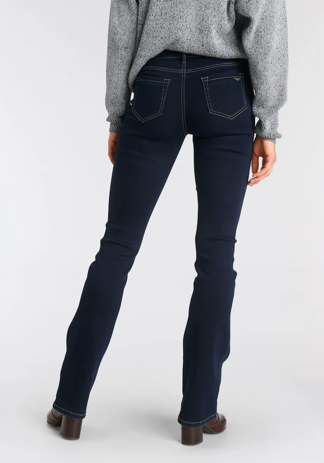 Arizona Bootcut-Jeans »Ultra-Stretch« normale Passform, Baby-Bootcut, Used-Look-Waschung