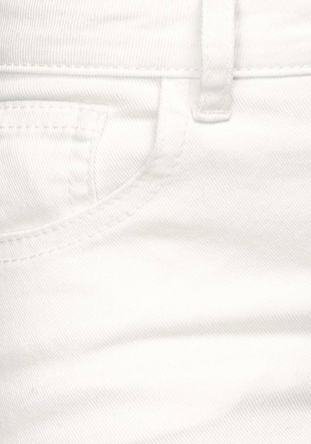 Arizona Caprijeans »Ultra-Stretch« extra-enger Schnitt, modischer Beinabschluss mit Schlitz