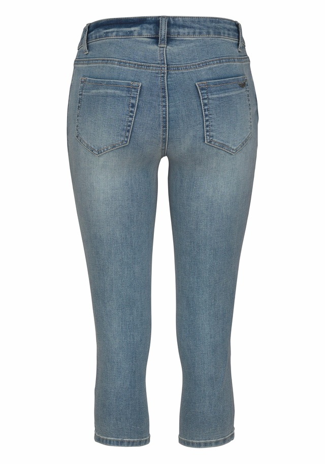 Arizona Caprijeans »Ultra-Stretch« extra-enger Schnitt, modischer Beinabschluss mit Schlitz