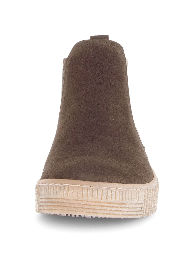 Gabor Chelseaboots , Plateau, Stiefelette, Schlupfschuh mit dezenten Kontrastnähten
