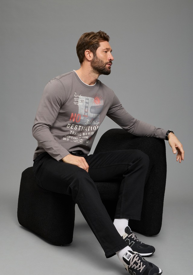 Man's World Langarmshirt »neue Farbe!« Langarm, bedruckt, Rundhalsausschnitt, aus 100% Baumwolle