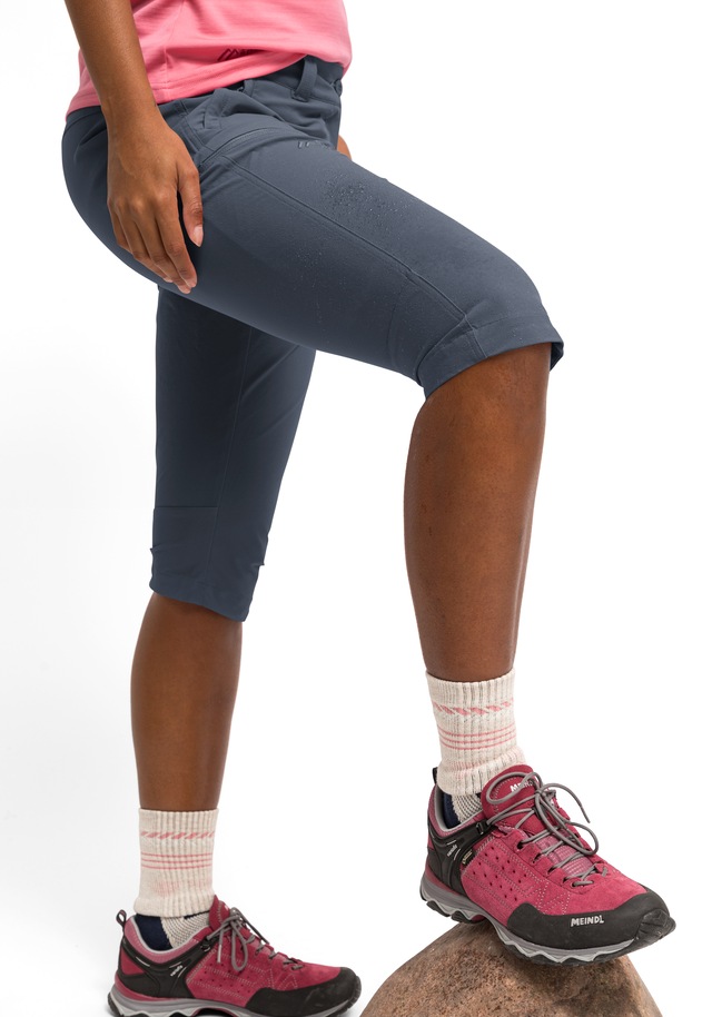 Maier Sports Caprihose »Inara slim 3/4« Damen Wanderhose, atmungsaktive Outdoorhose, 3/4 Hose mit 3 Taschen