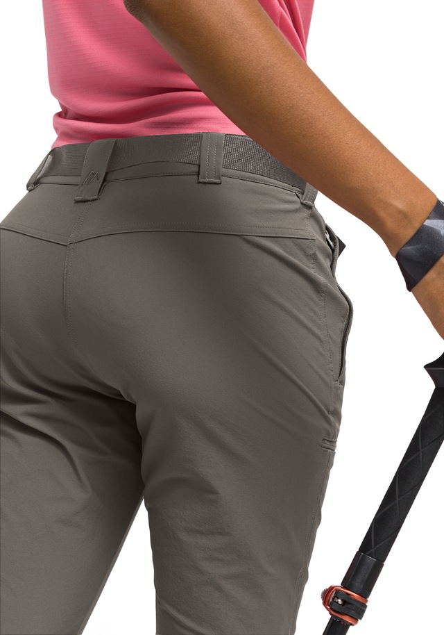 Maier Sports Caprihose »Inara slim 3/4« Damen Wanderhose, atmungsaktive Outdoorhose, 3/4 Hose mit 3 Taschen