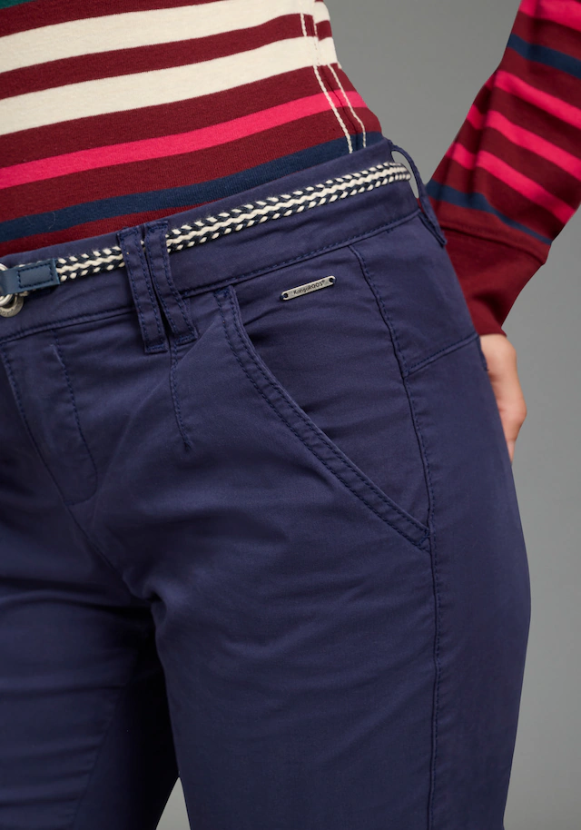 KangaROOS Chinohose in schmaler Form, mit Kordel zu binden