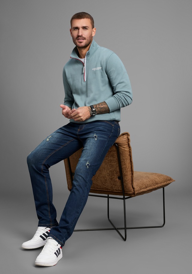 Bruno Banani Straight-Jeans »Hutch« gerade geschnittenes Bein, niedrige Leibhöhe, reguläre Passform