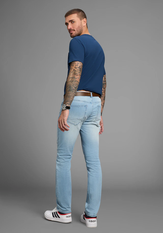Bruno Banani Straight-Jeans »Hutch« gerade geschnittenes Bein, niedrige Leibhöhe, reguläre Passform