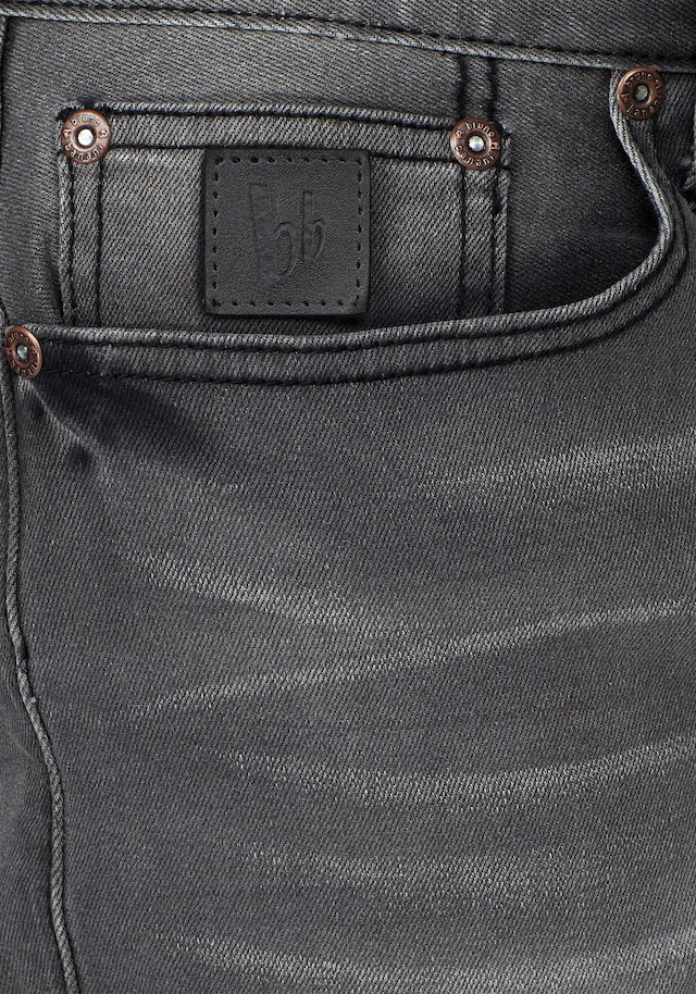 Bruno Banani Straight-Jeans »Hutch« gerade geschnittenes Bein, niedrige Leibhöhe, reguläre Passform