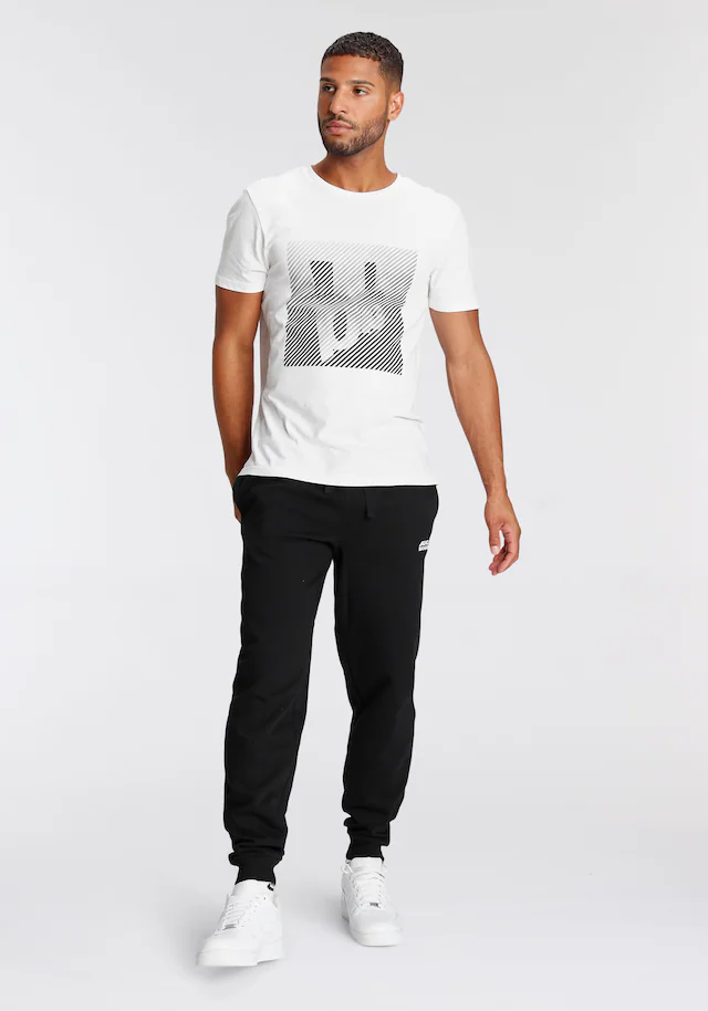 Bruno Banani Jogginghose »Loose Fit« lockerer Fit, mit elastischem Rippbündchen am Beinabschluss