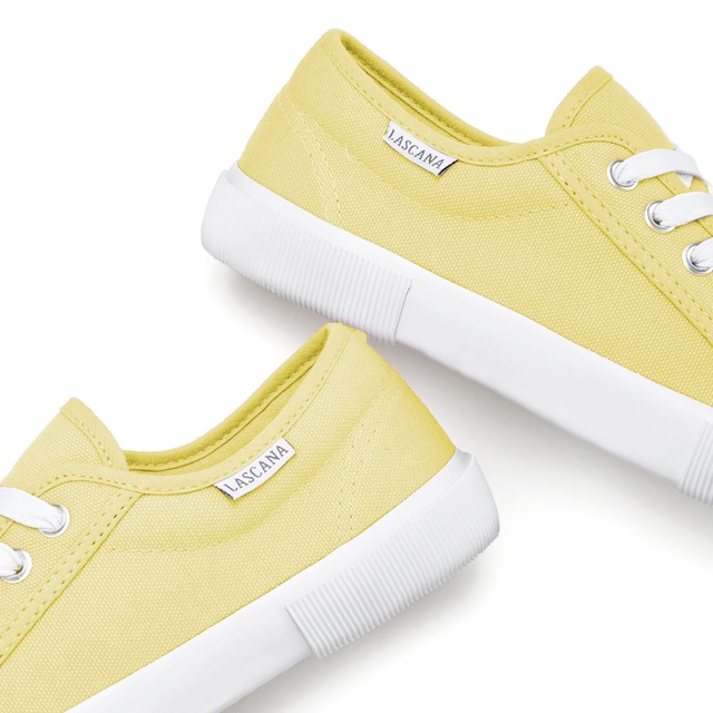 LASCANA Sneaker aus Textil, Schnürhalbschuh, Freizeitschuh, Turnschuh