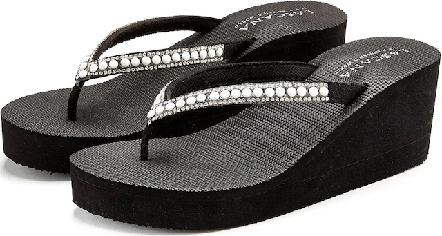LASCANA Badezehentrenner »Sandale, Badeschuh, Pantolette, Badelatsche, Flip Flop« Zehentrenner mit Keilabsatz und Perlen VEGAN