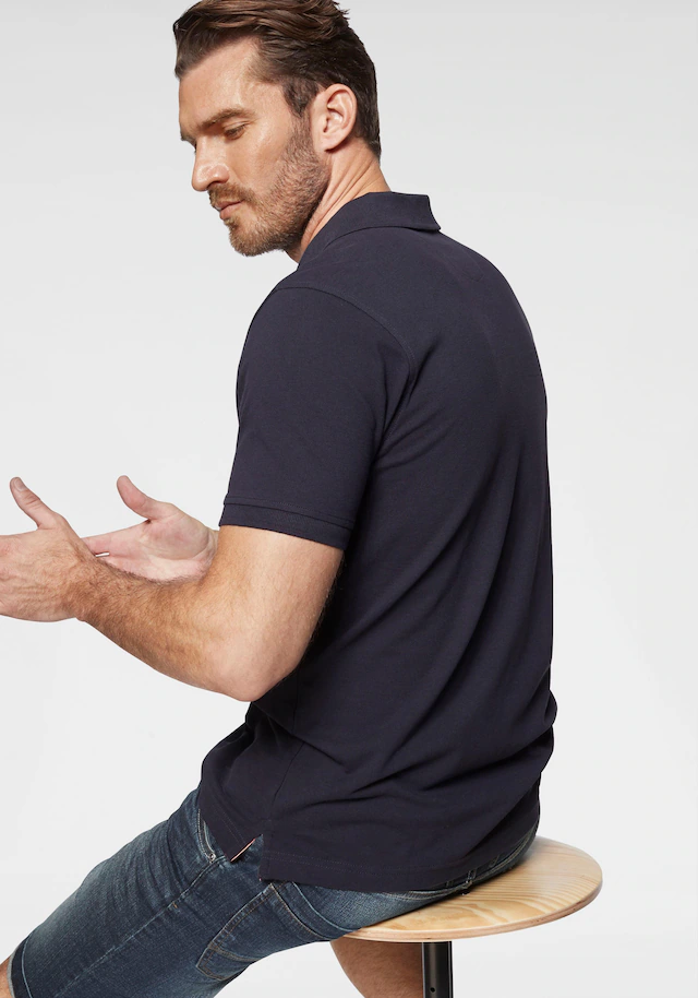 LERROS Poloshirt Sommershirt mit dezenter Stickerei auf der Brust