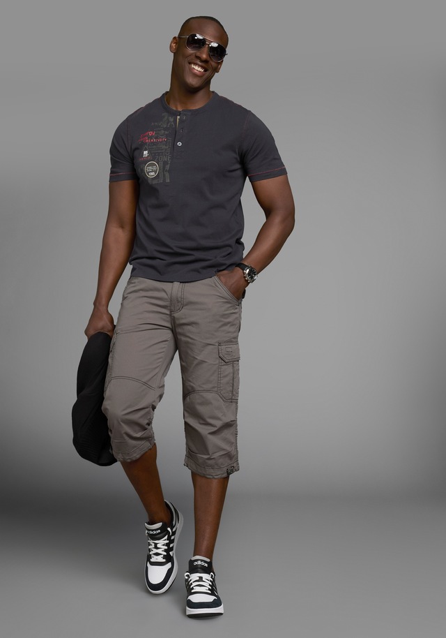 Man's World Henleyshirt Kurzarm, lässige Passform, bedruckt, Rundhals, casual