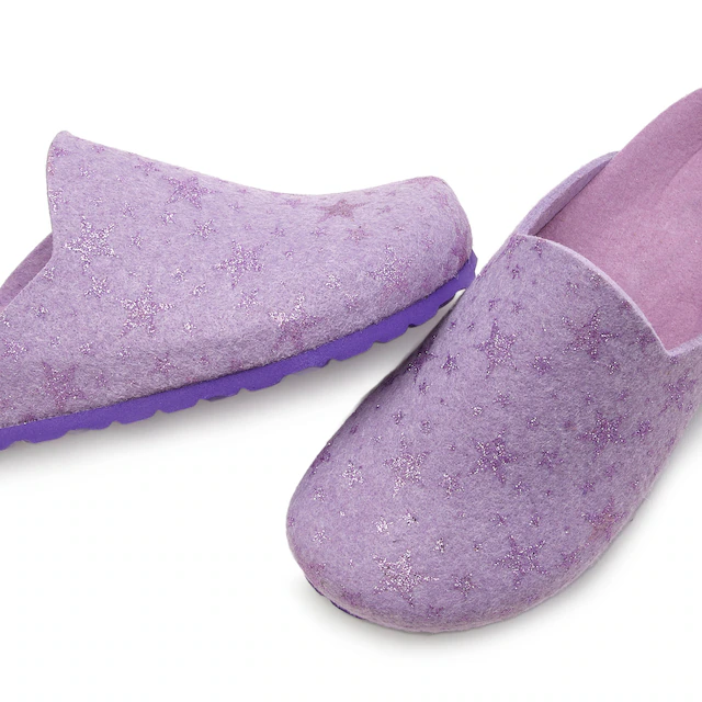 Vivance Dreams by Lascana Hausschuh »Pantolette, Clog, Pantoffel,« aus Filz mit wärmenden Korkfußbett & Sternenprint