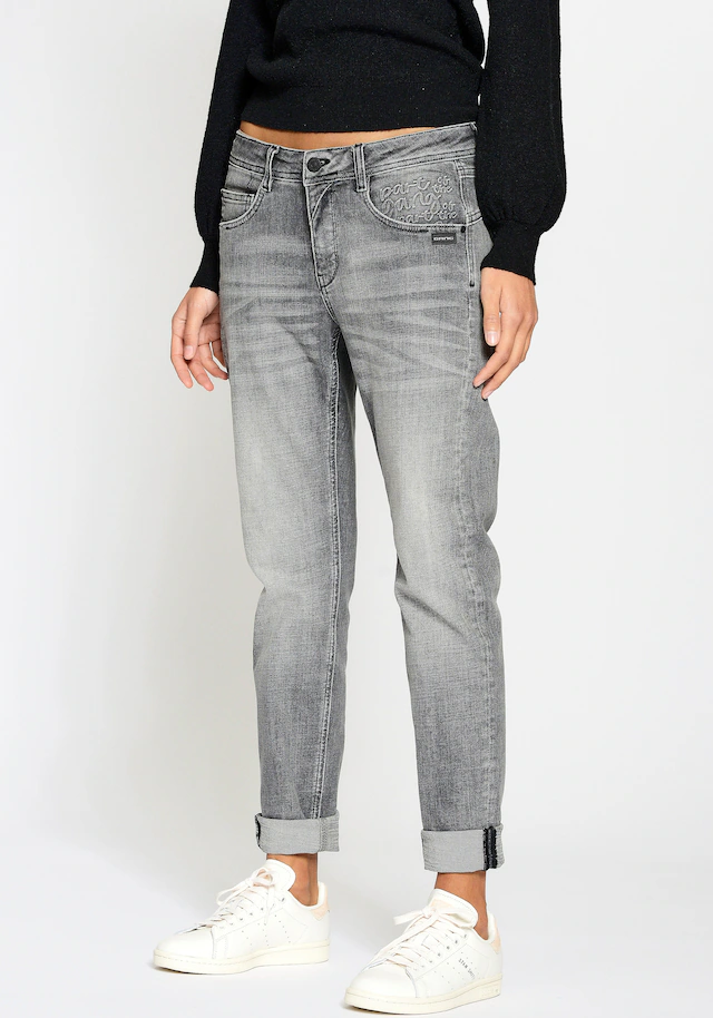 GANG Relax-fit-Jeans »94AMELIE« mit Used-Effekten