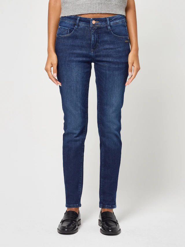 GANG Relax-fit-Jeans »94AMELIE« mit doppelter rechter Gesäßtasche