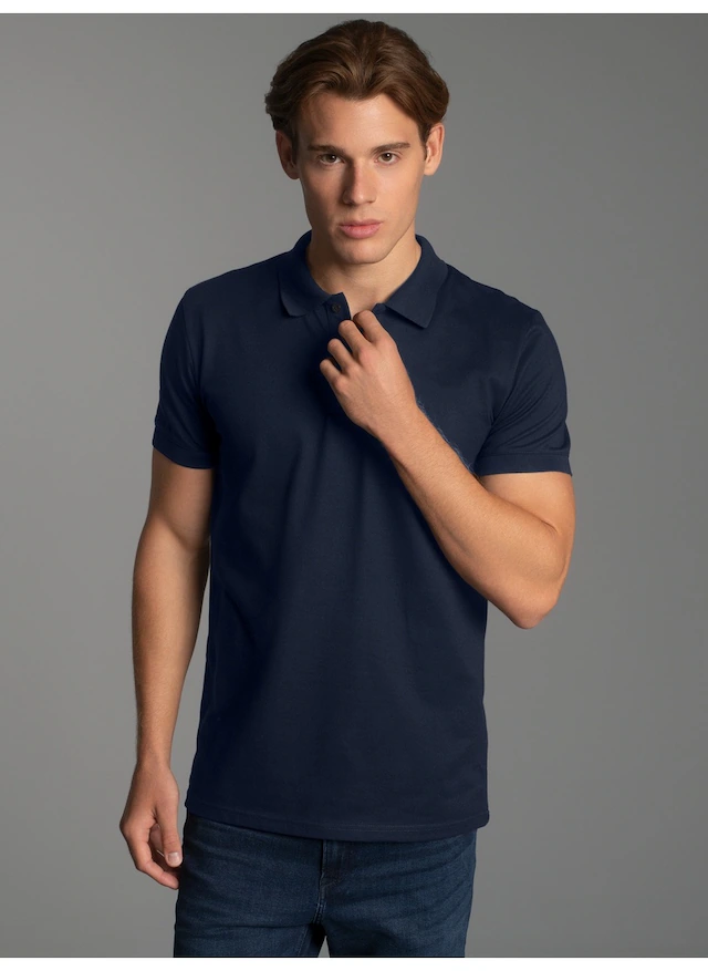 Trigema Poloshirt »TRIGEMA Slim Fit Poloshirt aus DELUXE-Piqué« 1 Stk.
