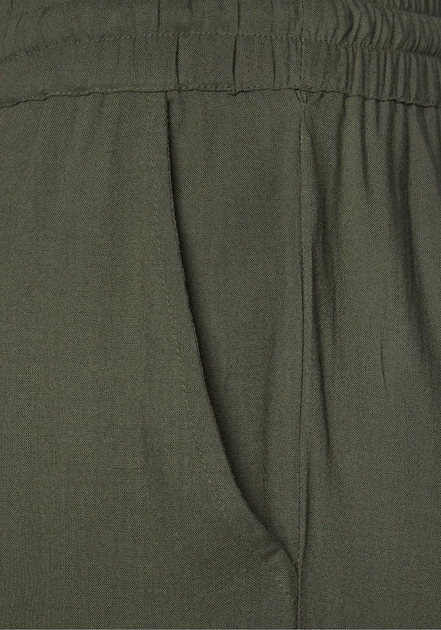 LASCANA Schlupfhose »aus sehr leichter, bequemer Viskose« bequeme Sommerhose im Business-Look, Schlupfhose
