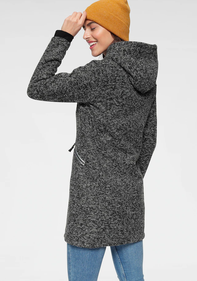 Polarino Strickmantel atmungsaktiv und wärmeisolierend. Strickoptik außen, Fleece innen.