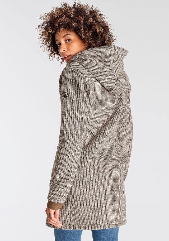 Polarino Strickmantel atmungsaktiv und wärmeisolierend. Strickoptik außen, Fleece innen.