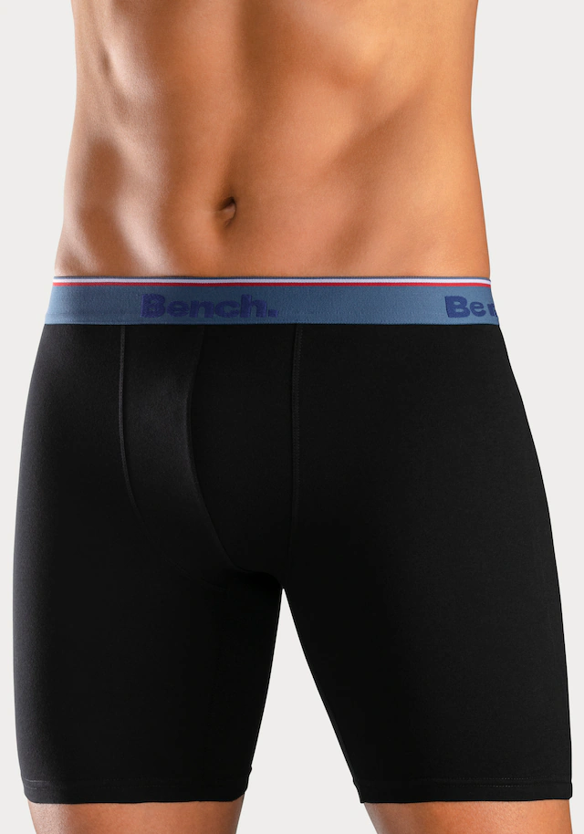 Bench. Langer Boxer Packung, 4 Stk. Boxershorts mit langem Bein, schmalen Streifen und Logo im Bund