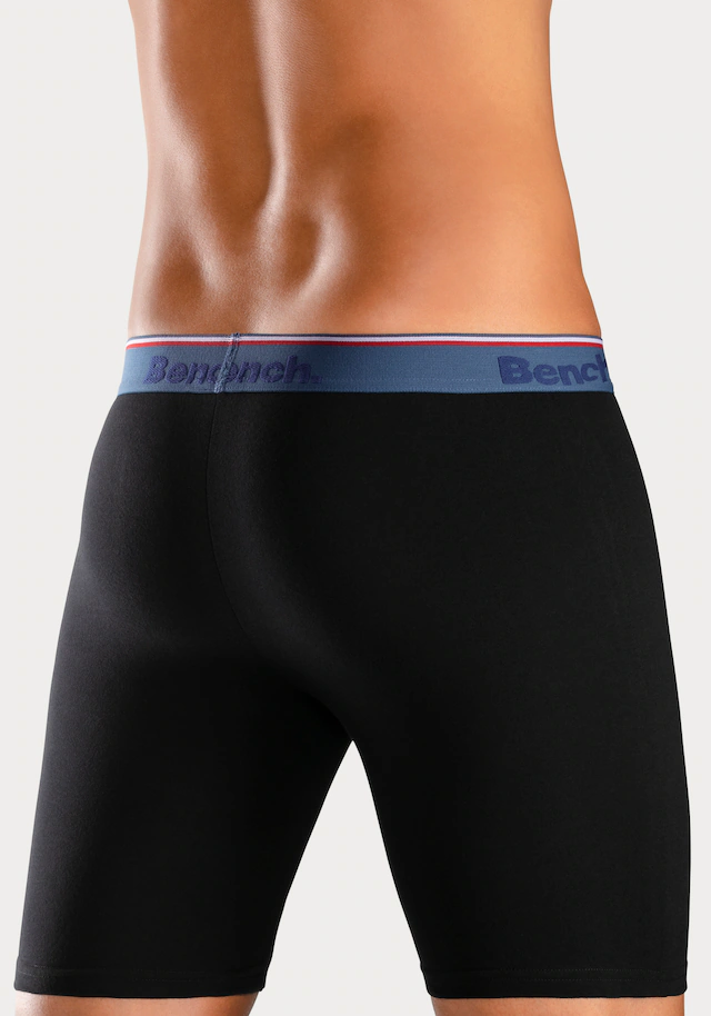 Bench. Langer Boxer Packung, 4 Stk. Boxershorts mit langem Bein, schmalen Streifen und Logo im Bund