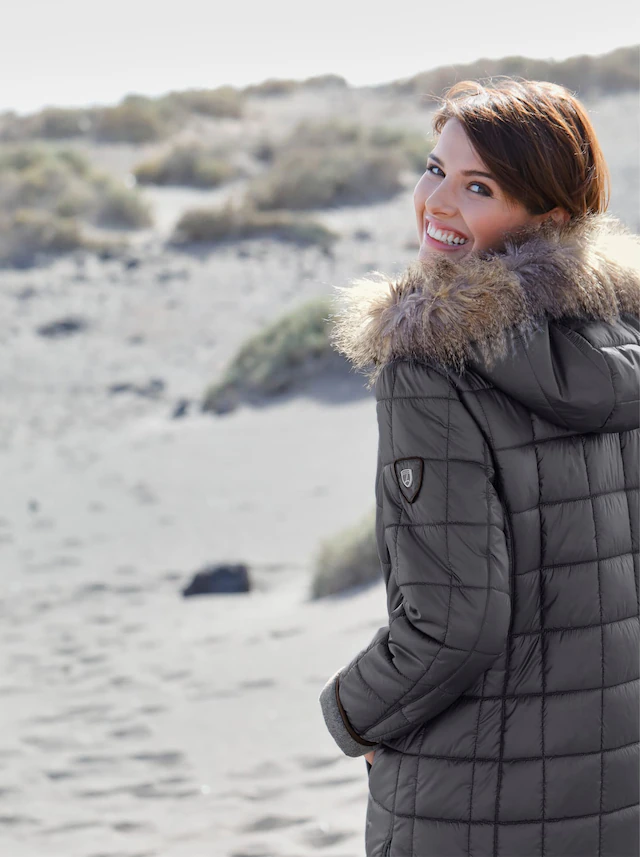Casual Looks Steppjacke mit Kapuze