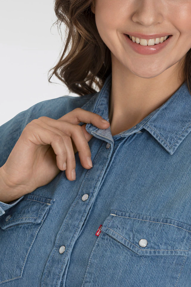 Levi's® Jeansbluse »ESSENTIAL WESTERN« mit Brusttaschen mit Druckknöpfen