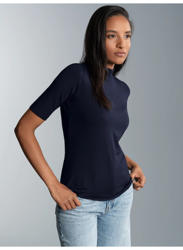 Trigema T-Shirt »TRIGEMA T-Shirt mit elastischem Stehkragen« 1 Stk.